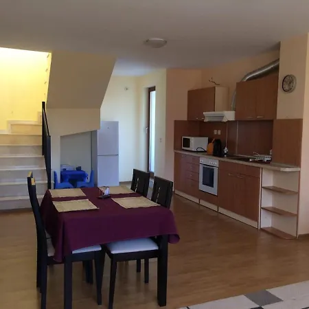 Apartament Golden Sands Apartment *